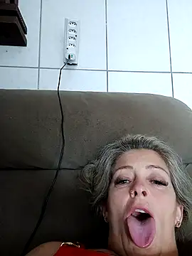 marcialoira online show from March 2026 07:43:02 PM