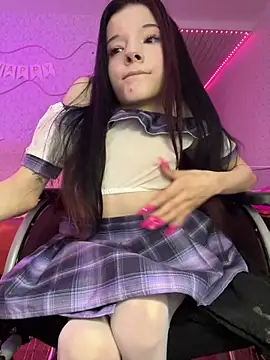 MiniSophiaa online show from March 2025 08:51:02 AM