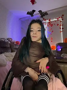 Snapshot of MiniSophiaa chatting on October 2025 08:48:01 AM MiniSophiaa online show from October 2025 08:48:01 AM