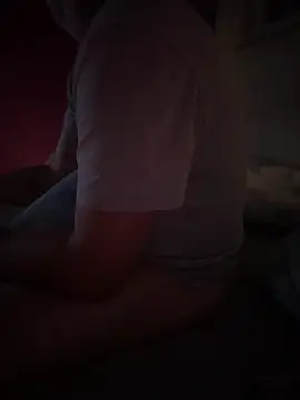 Bennyben8604 online show from December 2024 05:40:01 AM