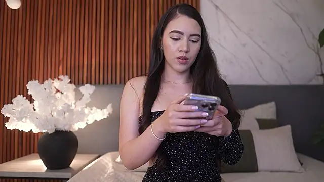 Amelia Rouse online show from December 2025 09:59:01 PM