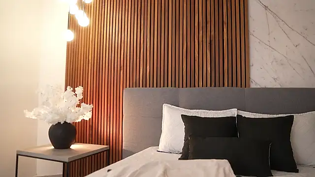 Amelia Rouse online show from November 2025 09:09:02 PM