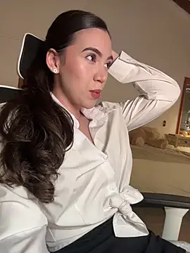 Amelia Rouse online show from December 2025 09:31:01 PM