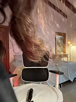 Amelia Rouse online show from February 2026 09:06:01 PM