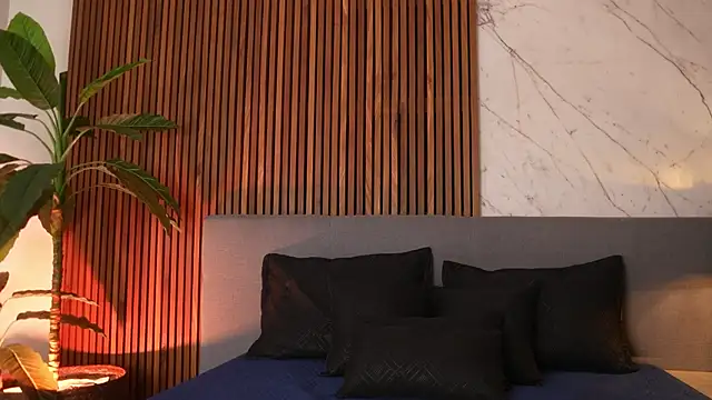 Amelia Rouse online show from October 2025 09:14:02 PM