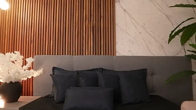 Amelia Rouse online show from December 2025 08:08:02 PM