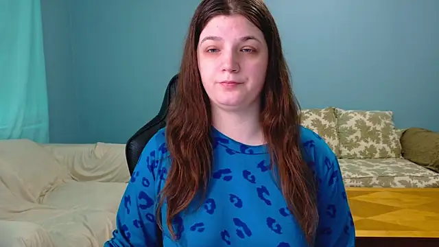 TreeJeanne online show from April 2026 05:49:02 PM