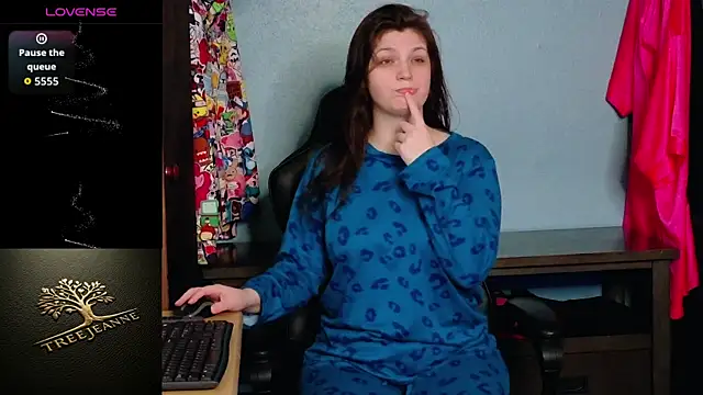 TreeJeanne online show from March 2026 12:11:02 AM