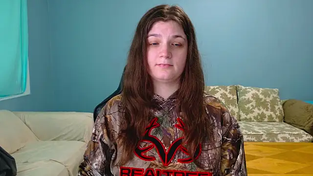 TreeJeanne online show from April 2026 04:19:02 PM
