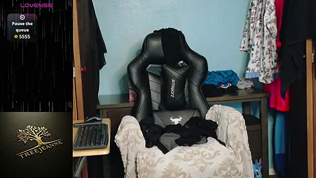 TreeJeanne online show from March 2026 03:35:01 PM