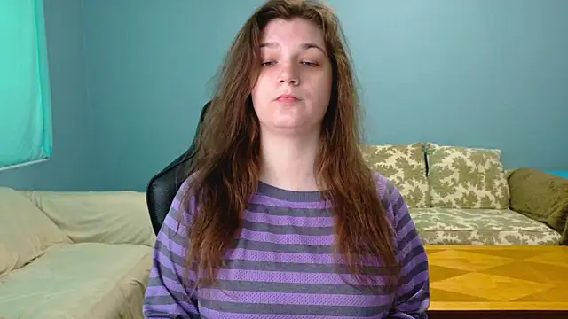 TreeJeanne online show from April 2026 07:38:02 PM