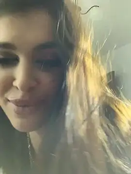 EvaWhisper online show from December 2024 12:51:01 PM