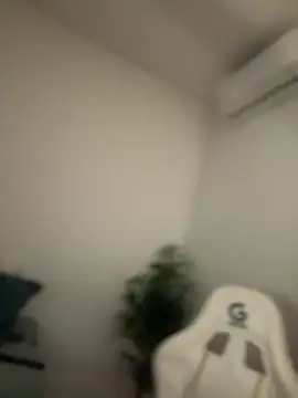 babyyboomm online show from November 2025 12:00:01 AM