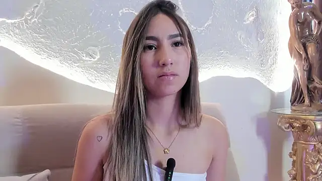  Emma Valka online show from October 2025 08:45:01 PM