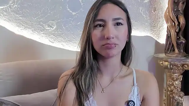  Emma Valka online show from September 2025 09:37:01 PM