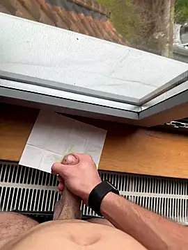 Snapshot of Siggidc2n chatting on December 2025 11:25:01 AM Siggidc2n online show from December 2025 11:25:01 AM