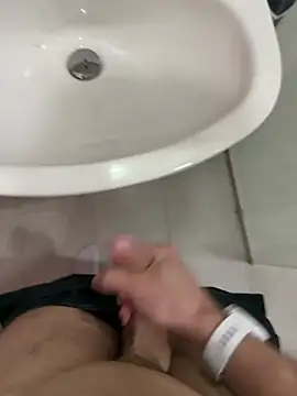 Snapshot of Siggidc2n chatting on February 2025 11:21:02 AM Siggidc2n online show from February 2025 11:21:02 AM