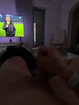 Snapshot of Siggidc2n chatting on December 2024 06:11:02 PM Siggidc2n online show from December 2024 06:11:02 PM