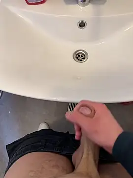 Siggidc2n online show from February 2026 01:00:01 PM