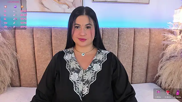 miahkumar online show from November 2025 06:44:01 PM