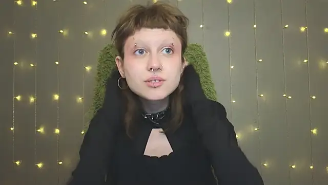 kortny yo online show from January 2025 12:02:01 AM