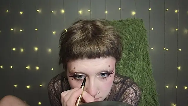 kortny yo online show from January 2025 11:27:01 PM