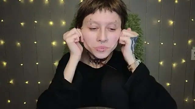 kortny yo online show from February 2025 06:21:01 PM