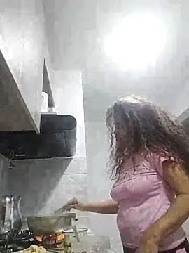 Snapshot of Alma_Sexyy chatting on March 2025 03:39:01 AM Alma Sexyy online show from March 2025 03:39:01 AM