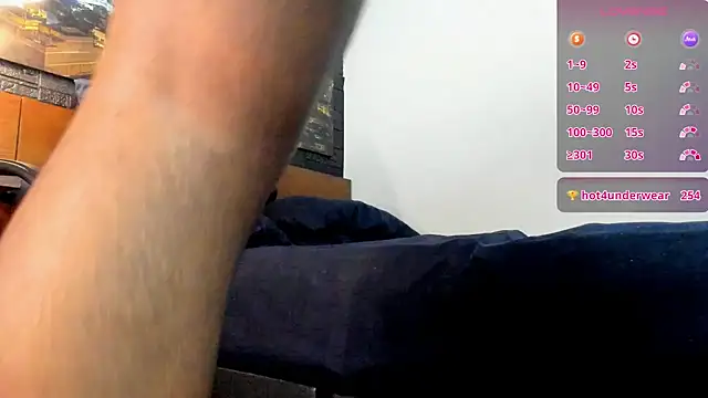 Snapshot of thomas_santtos1 chatting on March 2025 01:28:01 AM thomas santtos1 online show from March 2025 01:28:01 AM
