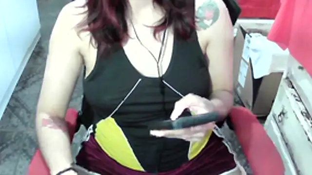 Snapshot of ManuEscarlate13 chatting on February 2026 09:10:01 AM ManuEscarlate13 online show from February 2026 09:10:01 AM