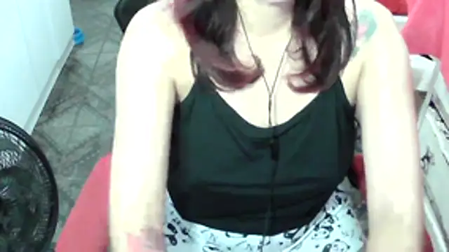 ManuEscarlate13 online show from March 2026 05:47:01 AM