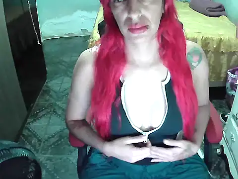 Snapshot of ManuEscarlate13 chatting on January 2025 09:48:02 PM ManuEscarlate13 online show from January 2025 09:48:02 PM