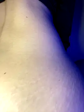 Snapshot of Beca-Kevin chatting on November 2025 05:30:02 PM Beca-Kevin online show from November 2025 05:30:02 PM