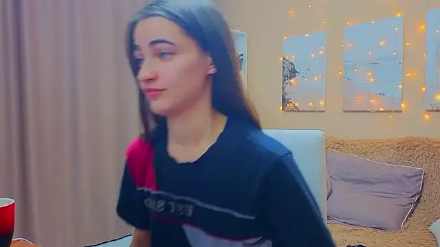 AstoriyaNight online show from March 2026 04:21:01 PM