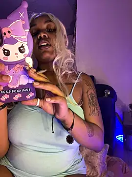 Cherrytowild online show from November 2025 02:43:02 AM