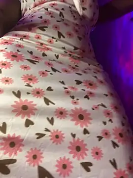 Cherrytowild online show from October 2025 03:03:01 PM
