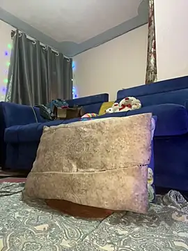 Cherrytowild online show from November 2025 03:53:02 AM