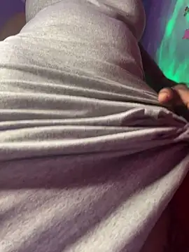 Cherrytowild online show from October 2025 08:19:01 PM