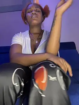 Cherrytowild online show from March 2026 06:02:01 AM