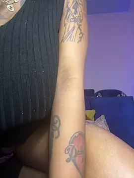 Cherrytowild online show from December 2025 05:32:01 AM