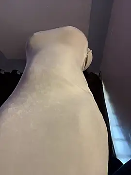 Cherrytowild online show from January 2026 05:11:01 AM