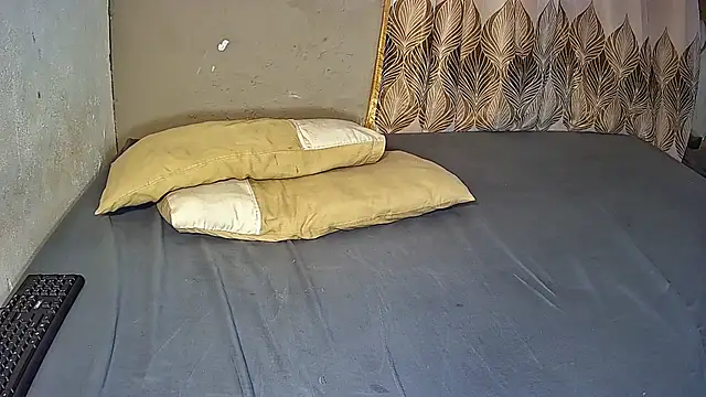 BustyThickyAss online show from July 2026 05:09:01 PM