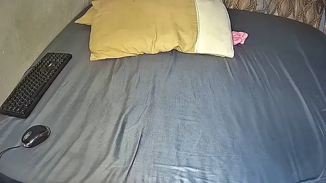 BustyThickyAss online show from June 2026 06:07:02 PM