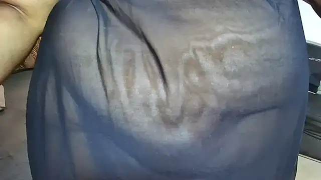 Snapshot of BustyThickyAss chatting on May 2026 01:32:02 PM BustyThickyAss online show from May 2026 01:32:02 PM