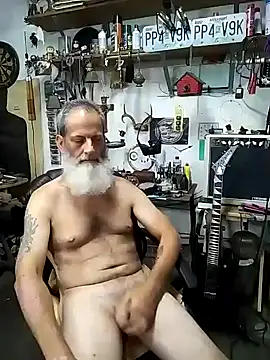 Snapshot of Danialanon chatting on October 2025 04:14:01 AM Danialanon online show from October 2025 04:14:01 AM