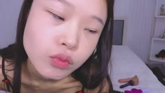 Tina Kim  online show from March 2025 04:36:02 AM