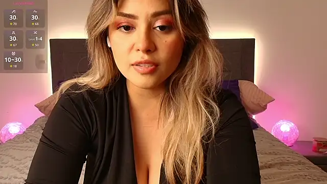 Celiahenn online show from February 2026 01:04:01 AM