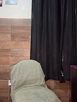 izumikarol online show from February 2026 07:47:01 PM