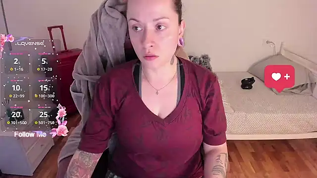 Domina Deivis online show from December 2025 01:21:01 PM