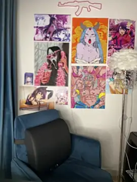 HoneySweetBee online show from April 2026 07:53:01 PM